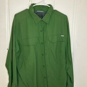 Columbia PFG button down - Green - Men’s 7 / 10